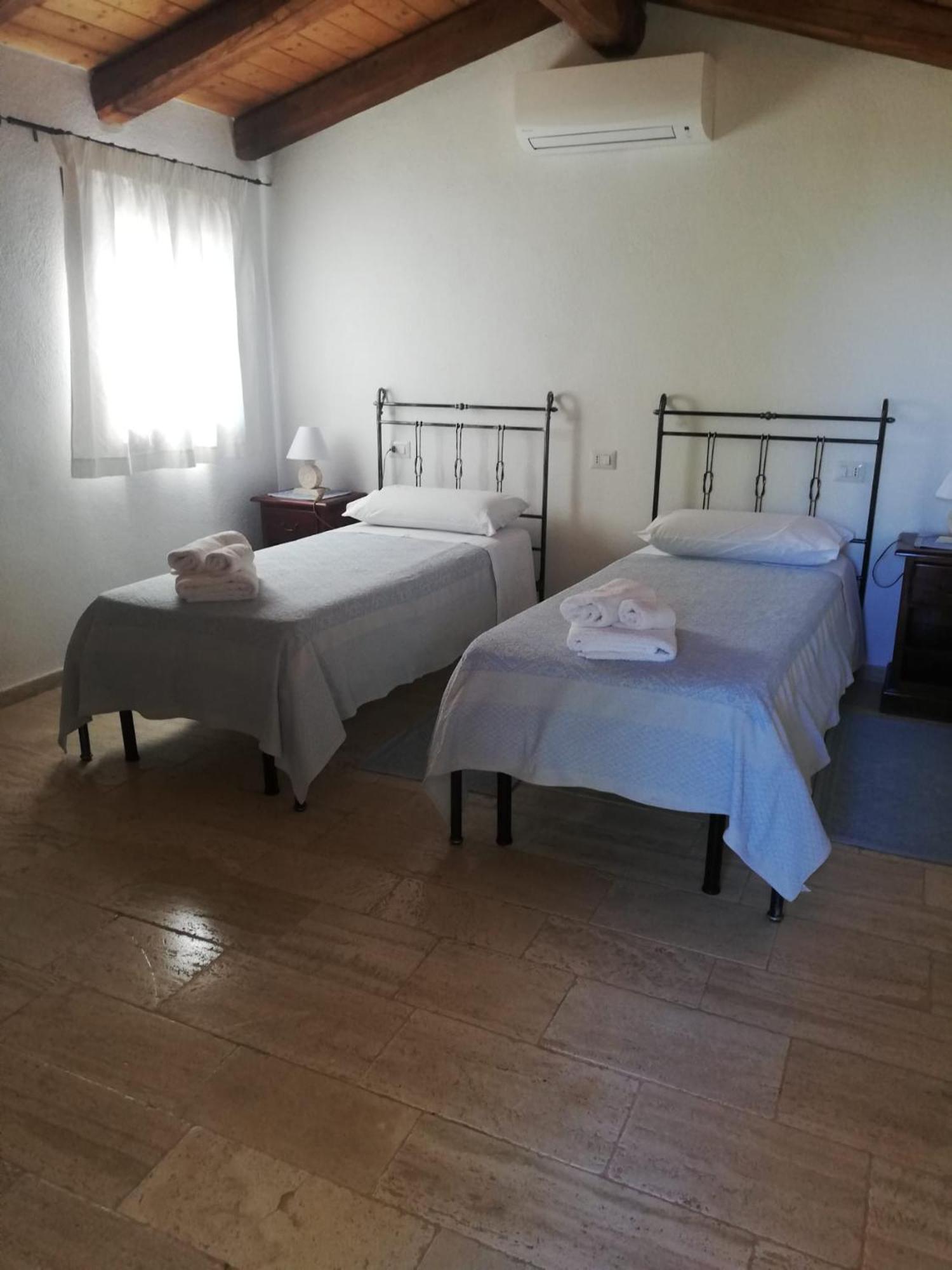 Su Lidone Apartment Ozieri Ngoại thất bức ảnh